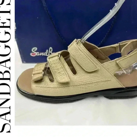 Sandbaggers Shoes - Sandbaggers Lucy Women's Golf Sandal Color Champagne Velcro Closure Size 8